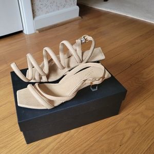 Dorothee Schumacher sandals, 40/10, tan/yellow, kitten heel, optional calf wrap